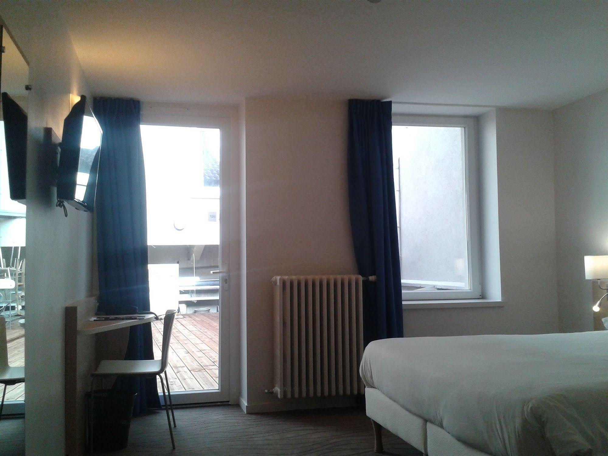 Brit Hotel Macon Centre Gare Exteriör bild